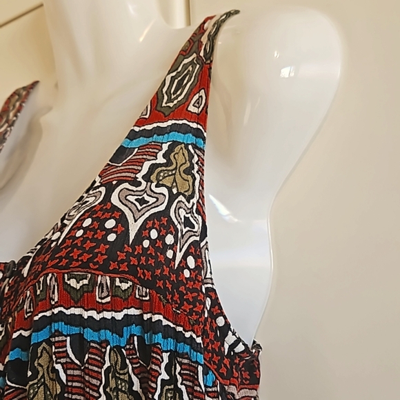 Papa Sleeveless Linnen Boho Ladies Top - Picture 3 of 6